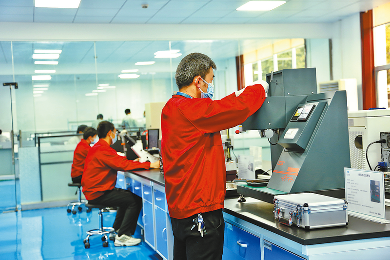 堅持“項目為王”加快高質量發展