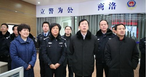 市委書記魏增軍蒞臨市公安局看望慰問公安民警