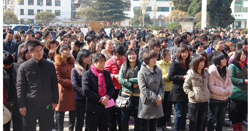 “2011年全省工會促進就業再就業大型免費招聘洽談會”舉行