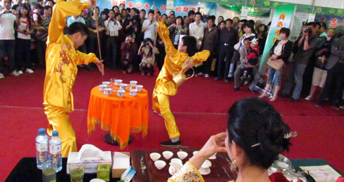 安康茶葉節中我市茶藝表演