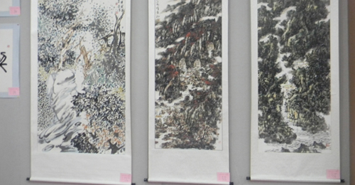 市黨委職工書畫攝影展開幕