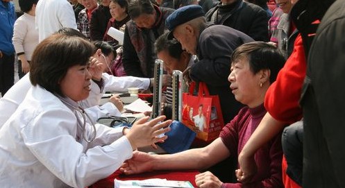 全市文化科技衛生“三下鄉”示范活動舉行