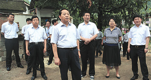 全市美麗鄉(xiāng)村示范村建設推進會在柞水召開