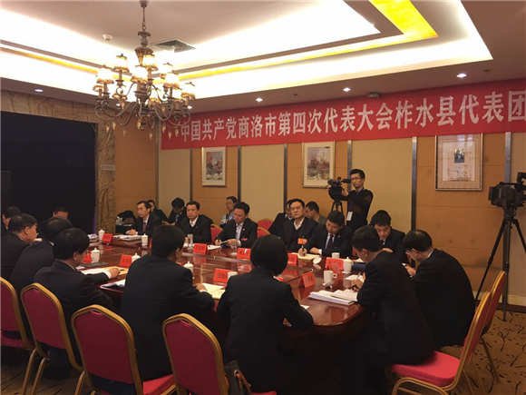 努力營(yíng)造和諧穩(wěn)定社會(huì)環(huán)境