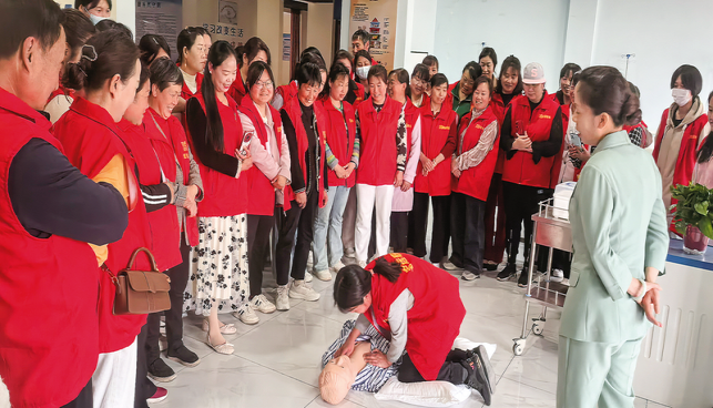 強(qiáng)化技能培訓(xùn) 提升就業(yè)能力